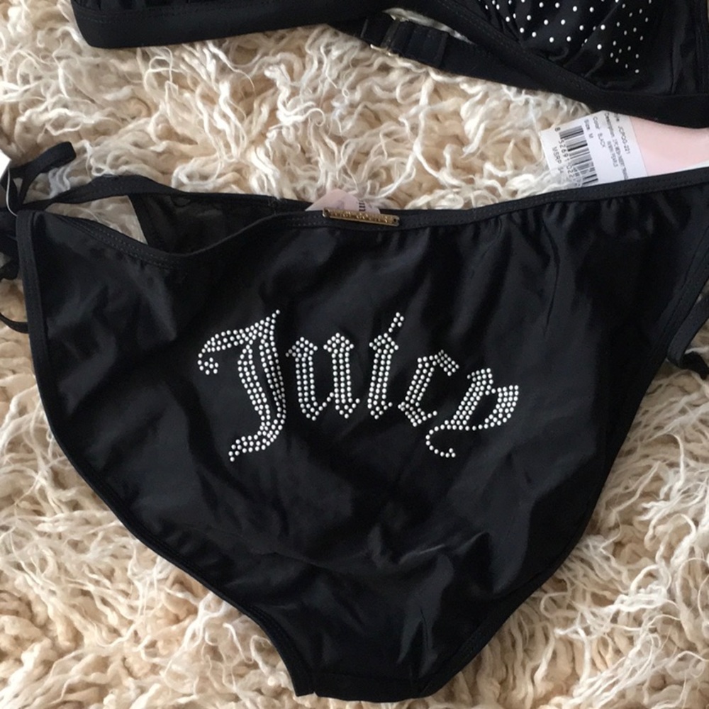 Swimsuit - Picture 2 of 4